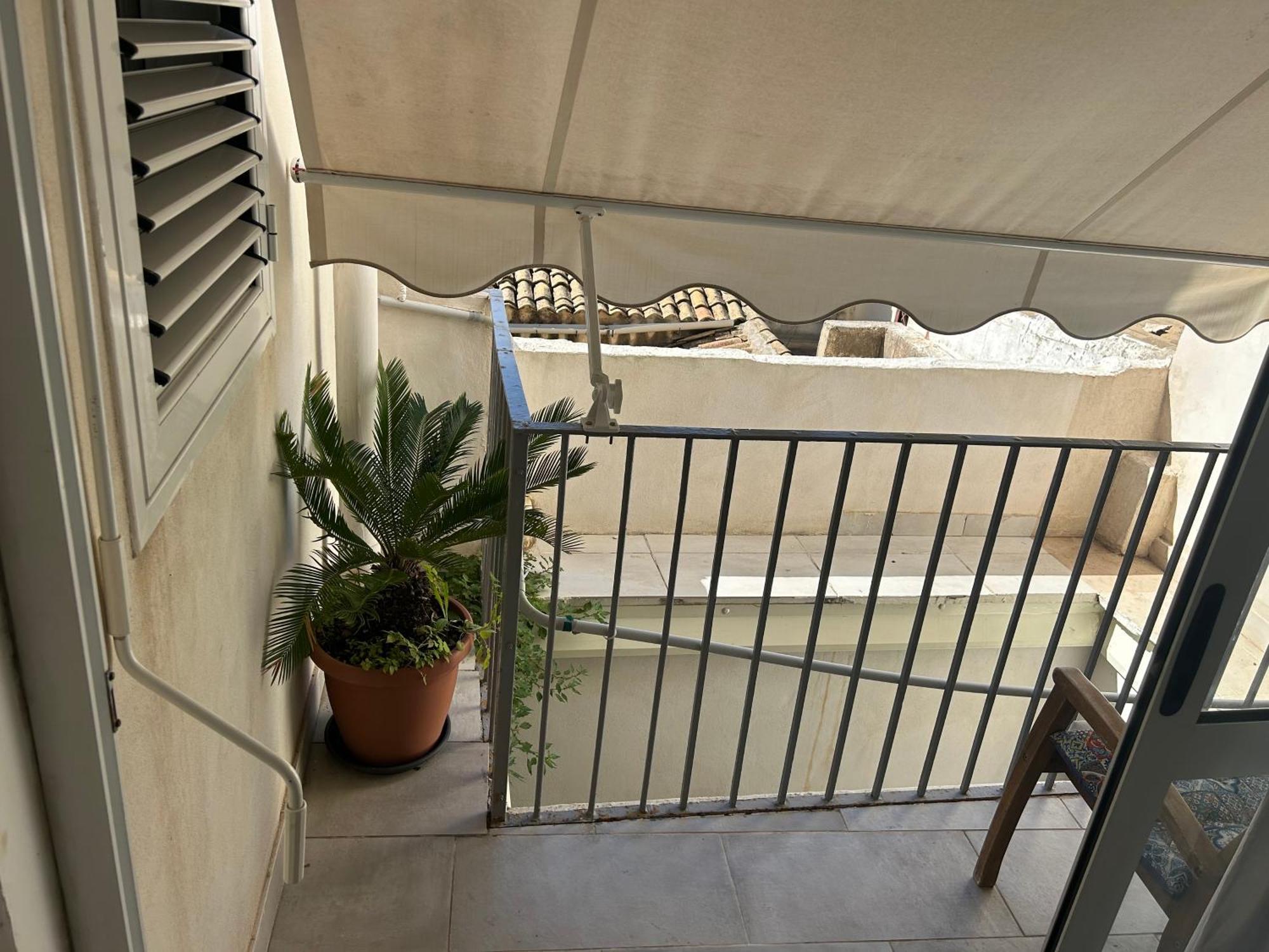 Deni'S Apartments Per 2 Con Veranda Balcone Сиракузы Экстерьер фото