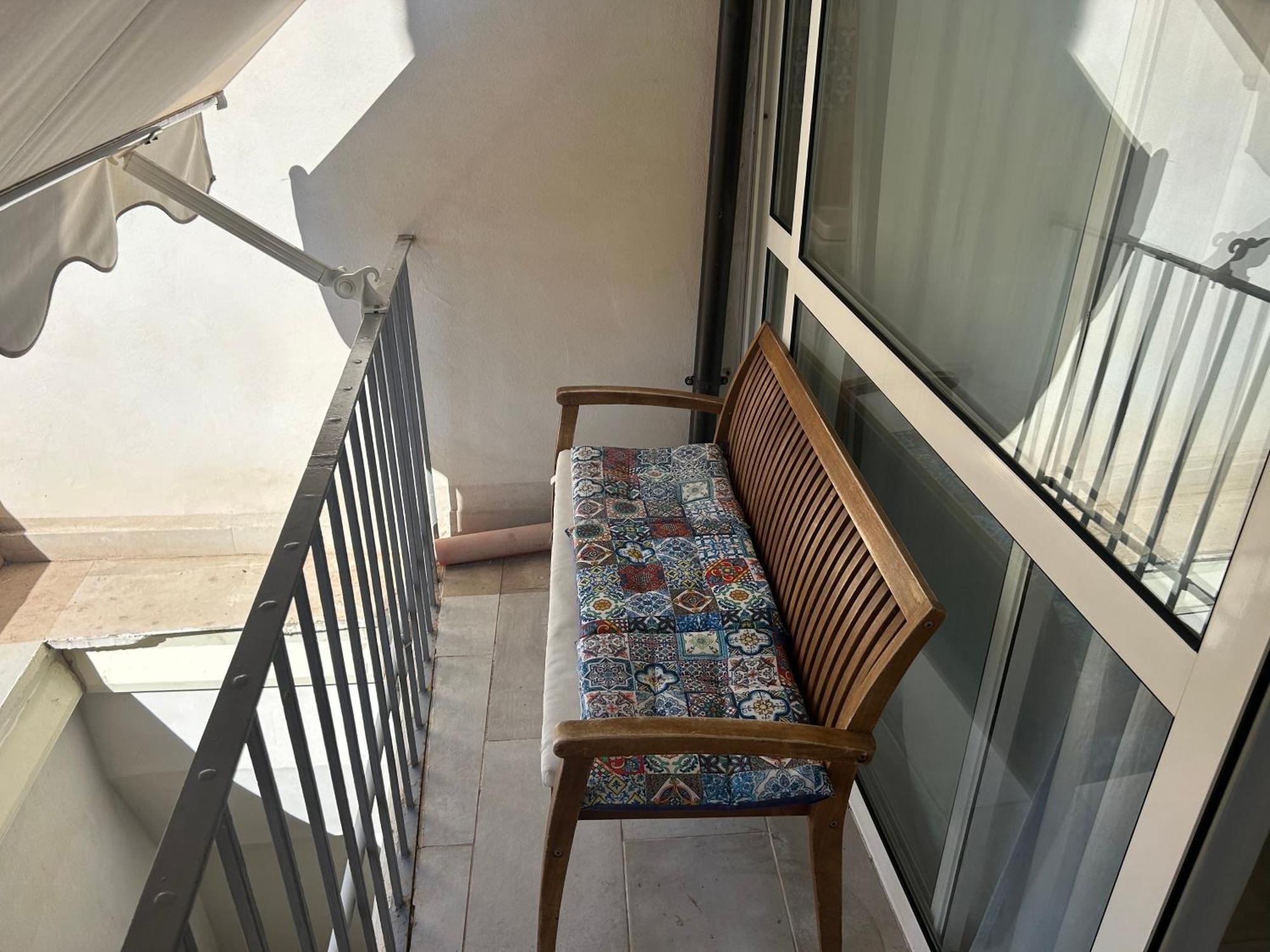 Deni'S Apartments Per 2 Con Veranda Balcone Сиракузы Экстерьер фото